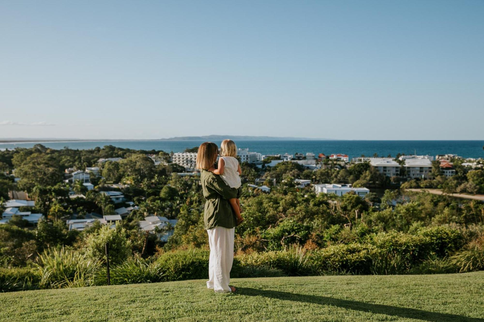 Noosa Crest Resort Exterior photo