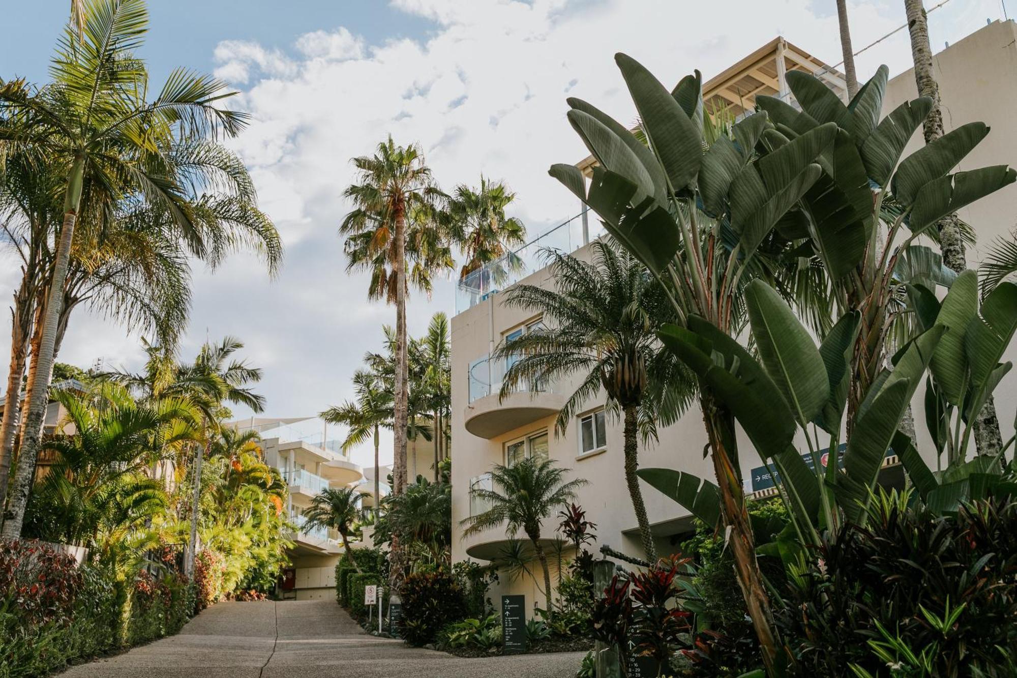 Noosa Crest Resort Exterior photo