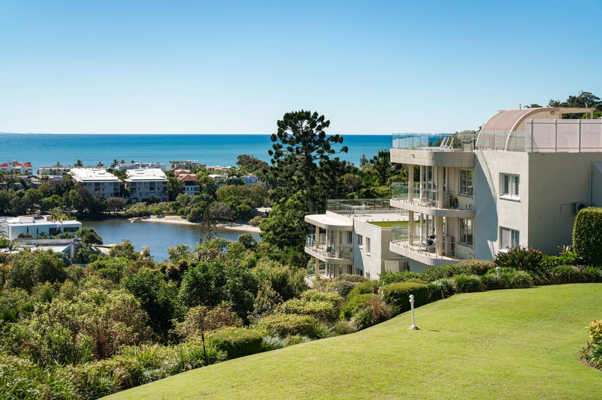 Noosa Crest Resort Room photo